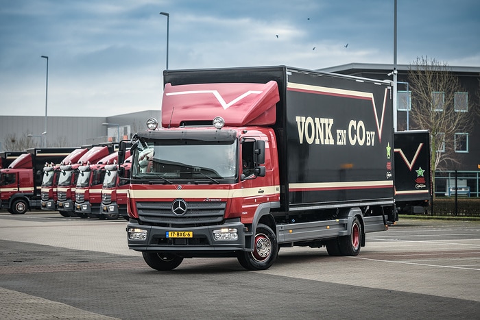 Sieben auf einen Streich: Neue Mercedes-Benz Atego im Einsatz in den Niederlanden
