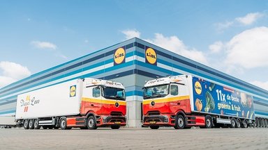 Simon Loos gibt Gas in Sachen Elektro: Erste Mercedes-Benz eActros 600 übergeben