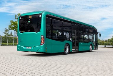 Mercedes-Benz, Daimler Buses Solutions and Omniplus  in Hamburg: Daimler Buses at the UITP Summit 2025