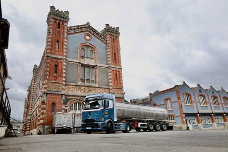 From electricity to foam: eActros 600 in operation during the grape harvest