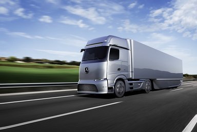 Mercedes-Benz Trucks continues to drive electrification forward - eActros LongHaul to hit the road in 2022