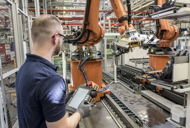 Production of heavy duty transmissions for trucks at Mercedes-Benz production plant Gaggenau (Rastatt section)