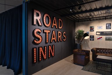 Mercedes-Benz Trucks eröffnet neues Customer Experience Center – Fokus auf Kundenorientierung und Markenwerte