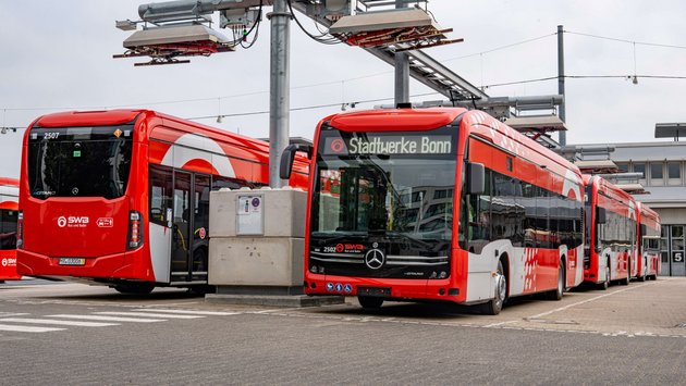 Daimler Buses liefert E-Bus-Ladeinfrastruktur und zehn eCitaro Stadtbusse an die Stadtwerke Bonn