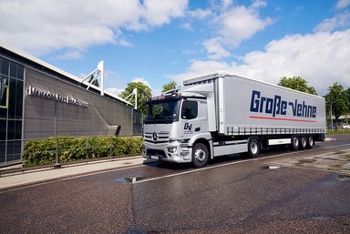 Mercedes-Benz Group AG elektrifiziert ihre Logistik zwischen Bad Cannstatt und Sindelfingen mit dem eActros