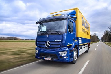 All-electric truck with the Three-Pointed Star: Series-production eActros to go into operation with Dachser