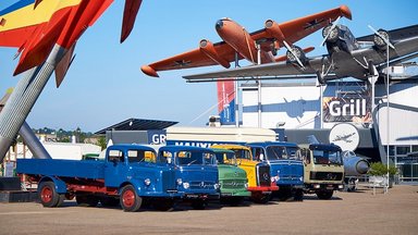 Technikmuseum Sinsheim lädt zum Aktionswochenende: Historische und aktuelle Nutzfahrzeuge von Mercedes-Benz Trucks hautnah erleben