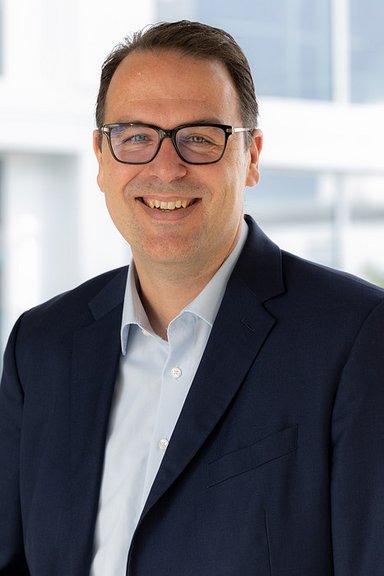 Personelle Veränderung: Dr. Florian Hofer wird neuer Chief Legal und Compliance Officer bei Daimler Truck