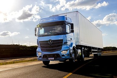 Mercedes-Benz Trucks introduces new extra-heavy truck Axor for Brazilian market