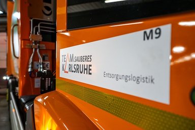 Mornings remain quiet in Karlsruhe – 18 new battery-electric Mercedes-Benz eEconic vehicles for waste disposal