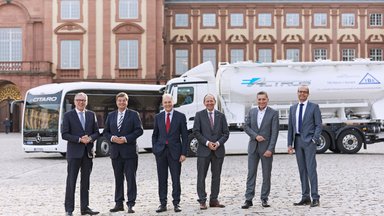 Elektrisch - praktisch - gut: eActros und eCitaro treffen auf EU-Politik
