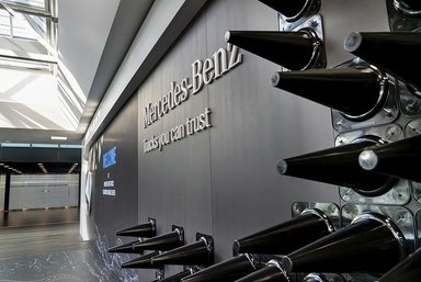 Mercedes-Benz Trucks eröffnet neues Customer Experience Center – Fokus auf Kundenorientierung und Markenwerte
