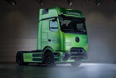 CharterWay erweitert sein Mietportfolio um den vollelektrischen Mercedes-Benz eActros 600