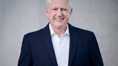 Daimler Truck Aufsichtsrat verlängert Vertrag von Vorstandsmitglied John O’Leary