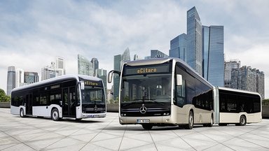 Sterne funkeln in Hamburg 100. Mercedes-Benz eCitaro an die Hamburger Hochbahn AG ausgeliefert