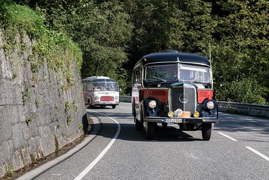 Anniversary tour: Eight truck and bus legends from Mercedes-Benz and Setra at the 20th Germany tour for historic commercial vehicles