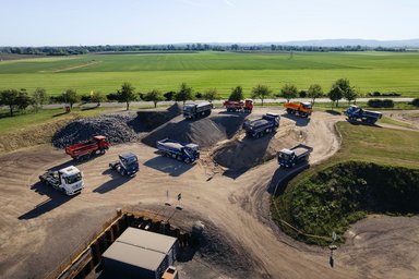 Mercedes-Benz Trucks Showcases Comprehensive Portfolio for Modern Construction Site Operations