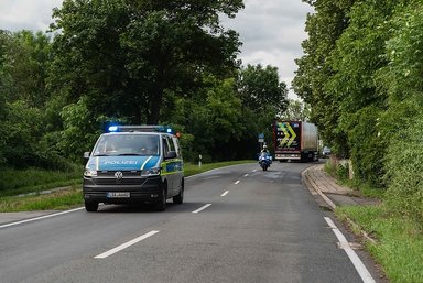 Großes Hallo in Halberstadt: eActros 600 fährt 30 Kilometer rückwärts auf öffentlichen Straßen zum Global Parts Center