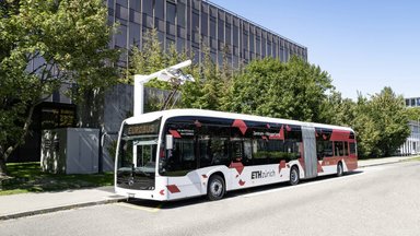 Kaum präsentiert und schon im Linieneinsatz: Mercedes-Benz liefert drei vollelektrisch angetriebene Mercedes-Benz eCitaro G in die Schweiz