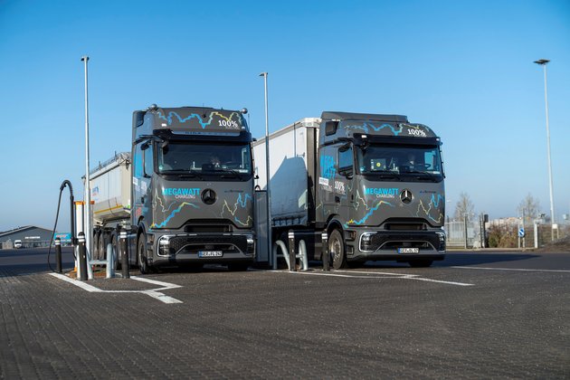 MEGAWATT CHARGING IN LONG-HAUL ENDURANCE TEST: