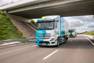 Gruppenbilder: Mercedes-Benz eActros 400 / eActros 600 / Actros L