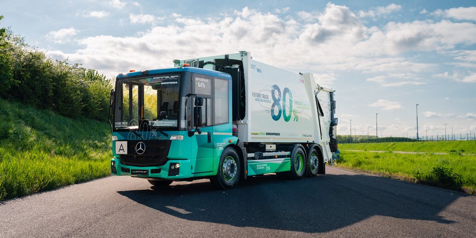 Mercedes-Benz reECONIC auf der Straße 