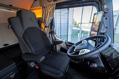 Mercedes-Benz Actros L