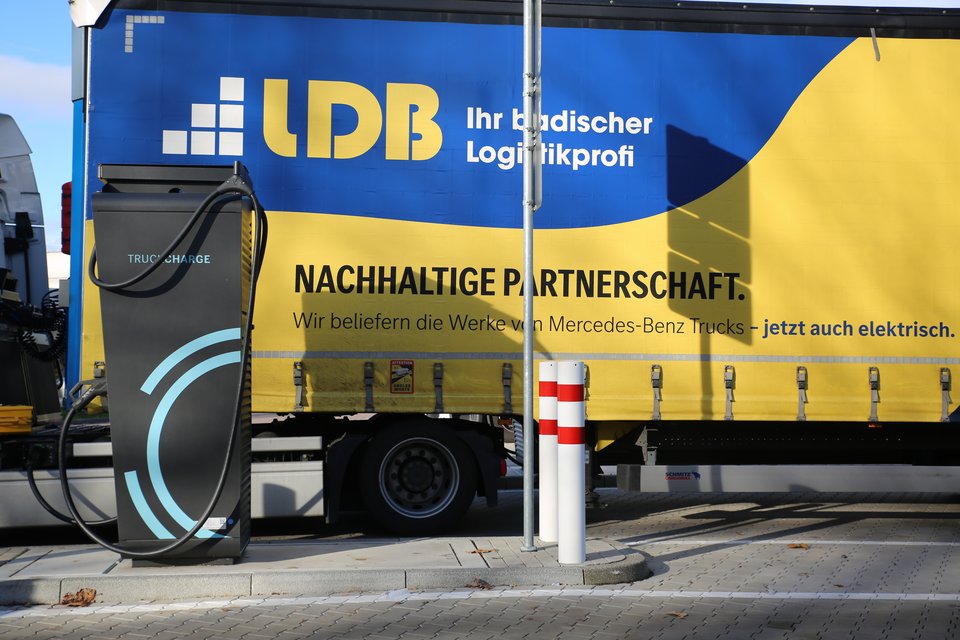 TruckCharge Ladesäule