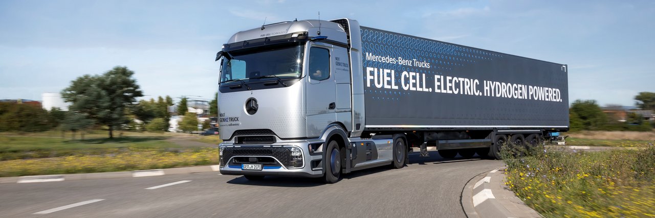Mercedes-Benz NextGenH2 Truck auf der Straße