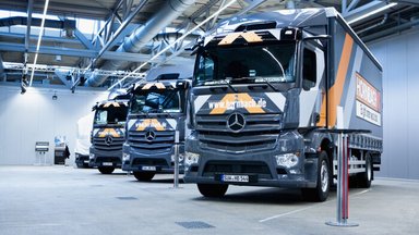 34 neue Lkw für den Logistik-Fuhrpark: Hornbach setzt auf den Mercedes-Benz Actros