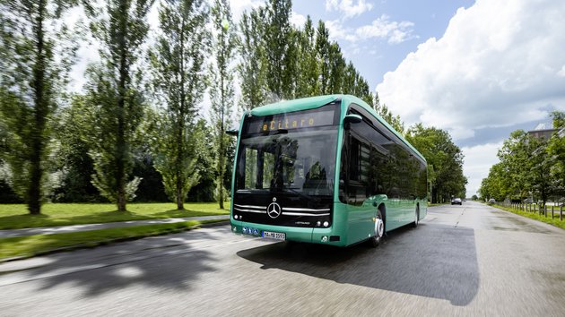 Daimler Buses presents the Mercedes Benz eCitaro with new NMC4 battery and eMobility services at mobility move 2026 in Berlin