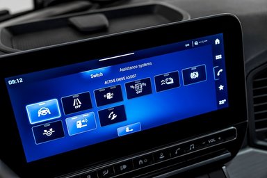 Daimler Truck presents Mercedes-Benz NextGenH2 Truck with small-series production planned from end of 2026