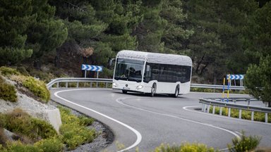 Mercedes-Benz Citaro: Sterne über Berlin: Die Berliner Verkehrsbetriebe (BVG) starten mit dem neuen, vollelektrisch angetriebenen Mercedes-Benz Citaro ins Elektro-Zeitalter