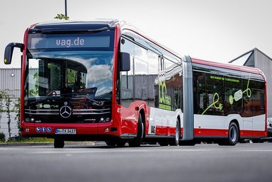 VAG Nuremberg’s hundredth electric bus is one of a total of 31 new Mercedes-Benz eCitaro G