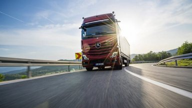 Predictive Powertrain Control (PPC) – 10 Fragen und Antworten zum vorausschauenden Tempomaten von Mercedes-Benz Trucks