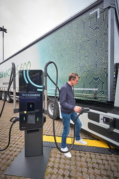 Daimler Truck auf der IAA Transportation 2024 - Driving Experience
