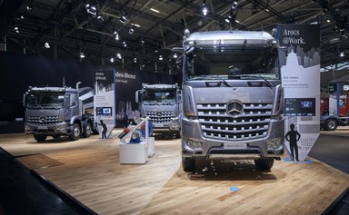 Daimler commercial vehicles at the Bauma