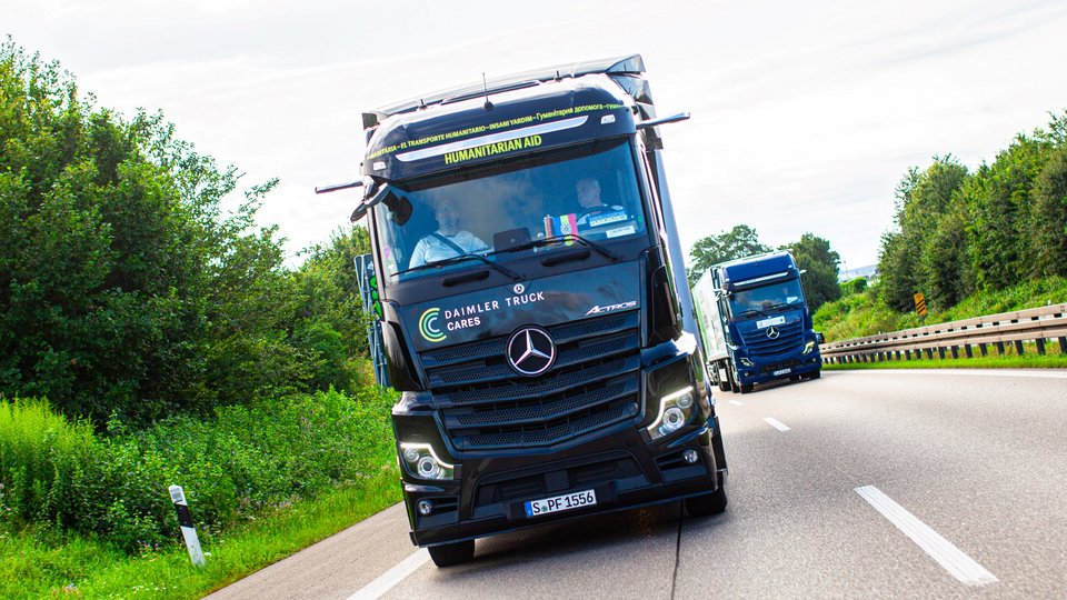 Humanitarian Aid Truck: Daimler Truck Cares