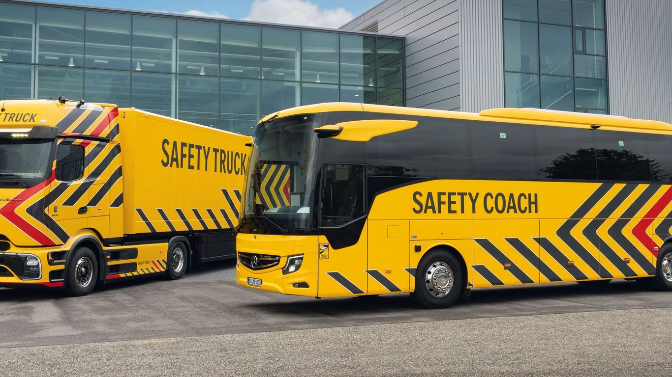 Mercedes-Benz Safety Truck und Safety Coach