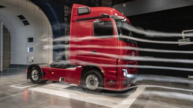 Economy from good aerodynamics: the new Actros is trimmed for efficiency