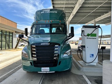Greenlane Opens Flagship Charging Hub in SoCal, Advancing Zero-Emission Freight on I-15