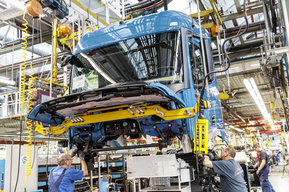 Daimler Truck Produktion Werk Wörth