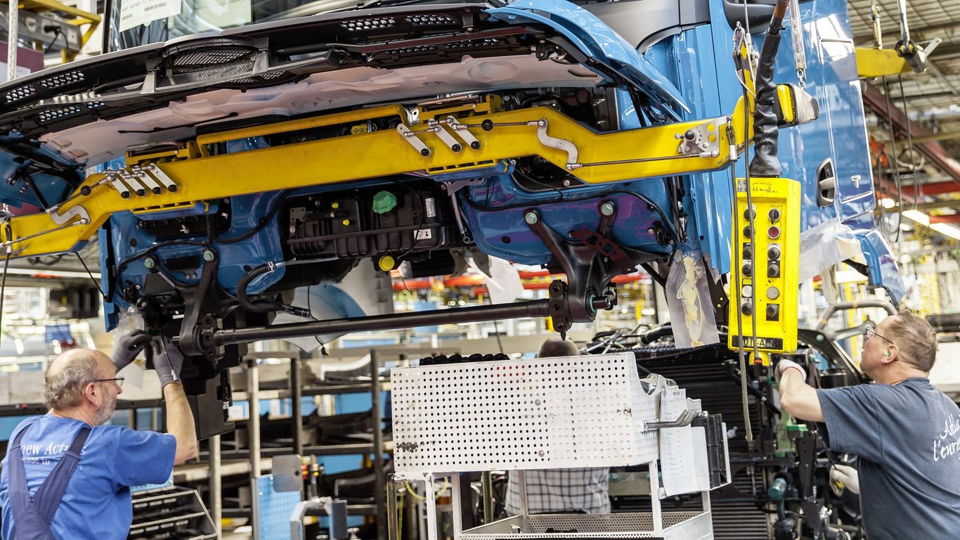 Daimler Truck Produktion Werk Wörth