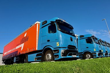 Transports Vallée in France is investing in the future: First Mercedes-Benz eActros 600 and 62 Actros L with ProCabin