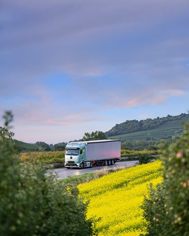 Mercedes-Benz Actros L