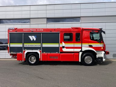 Neuer Mercedes-Benz Arocs für die Feuerwehr in Prag