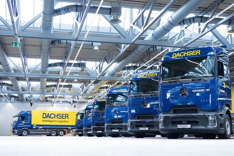 Ausbau des emissionsfreien Fernverkehrs: Dachser nimmt neue eActros 600 in Betrieb
