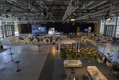 Mercedes-Benz Trucks Driving Experience