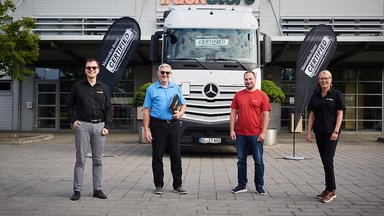 New label for used trucks with a quality commitment: "Mercedes-Benz Certified" now available in Germany 