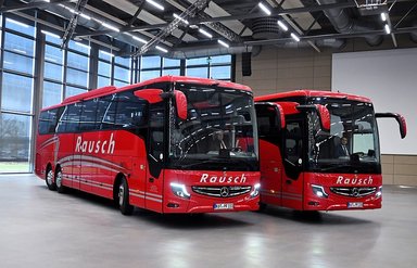 Rausch-Reisen holt zwei neue Mercedes-Benz Tourismo M bei Daimler Buses in Neu-Ulm ab